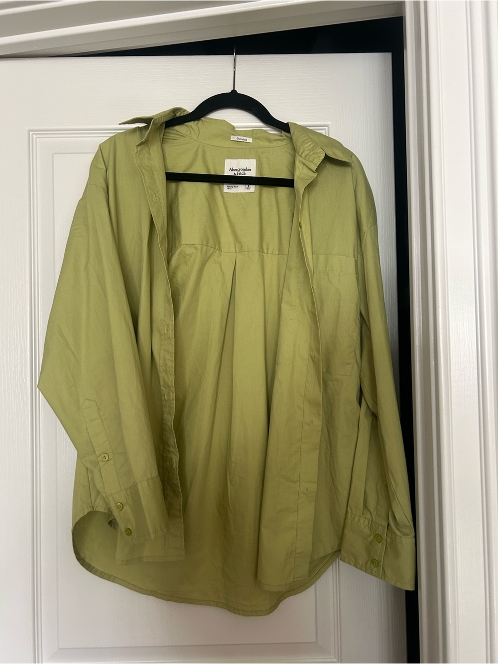 Abercrombie Women’s Small Oversized Button Down